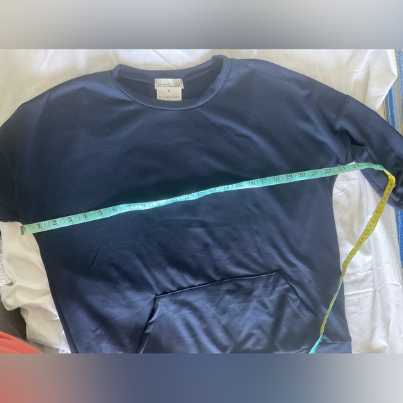 Perfect Peach - Long Sleeve French Terry top with kangaroo pocket - Navy - Picture 8 of 10